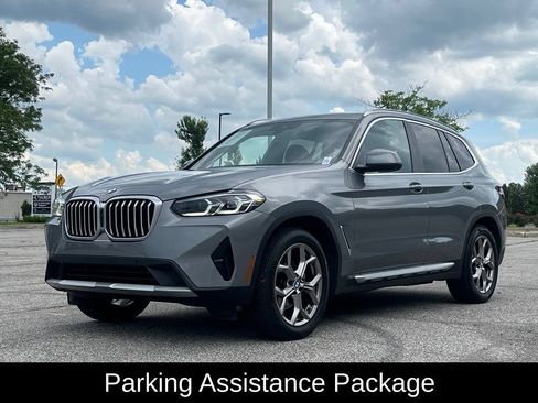 Used 2023 BMW X3 xDrive30i w/ Premium Package w/ZPA AWD/4WD image 3