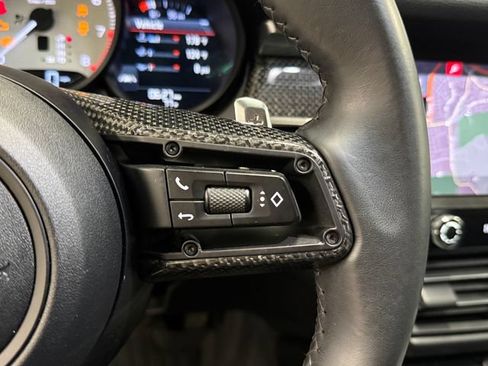 Certified 2023 Porsche Macan S AWD/4WD image 23
