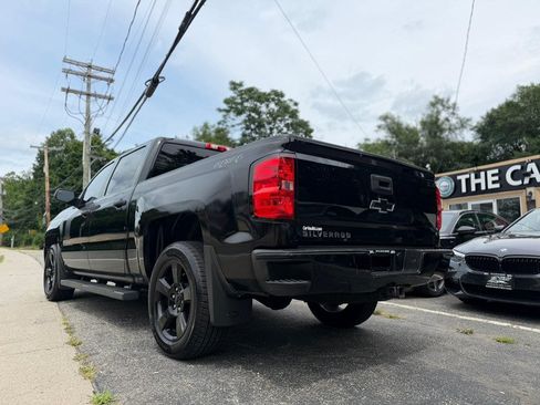 Used 2018 Chevrolet Silverado 1500 Custom w/ Custom Value Package AWD/4WD image 8