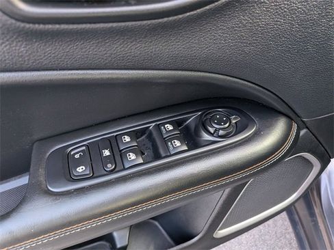 Used 2019 Jeep Compass Latitude w/ Cold Weather Group image 13