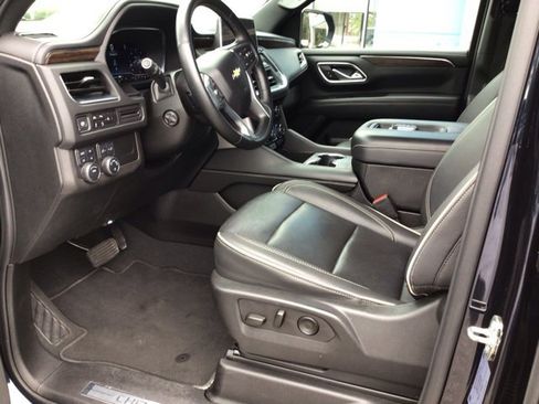 Used 2024 Chevrolet Tahoe Premier image 7