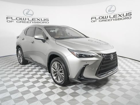 Certified 2022 Lexus NX 350 AWD w/ Luxury Package image 3