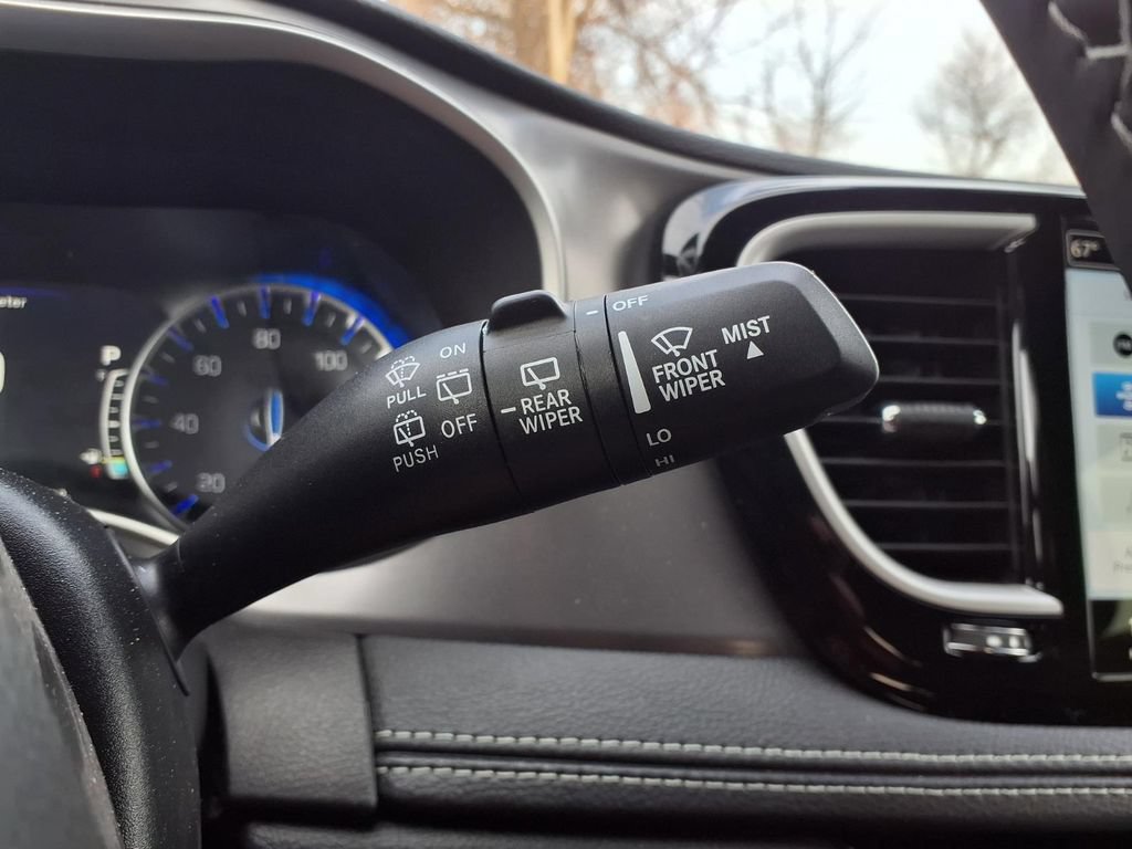 New 2026 Chrysler Pacifica Select w/ S Appearance Package FWD image 20