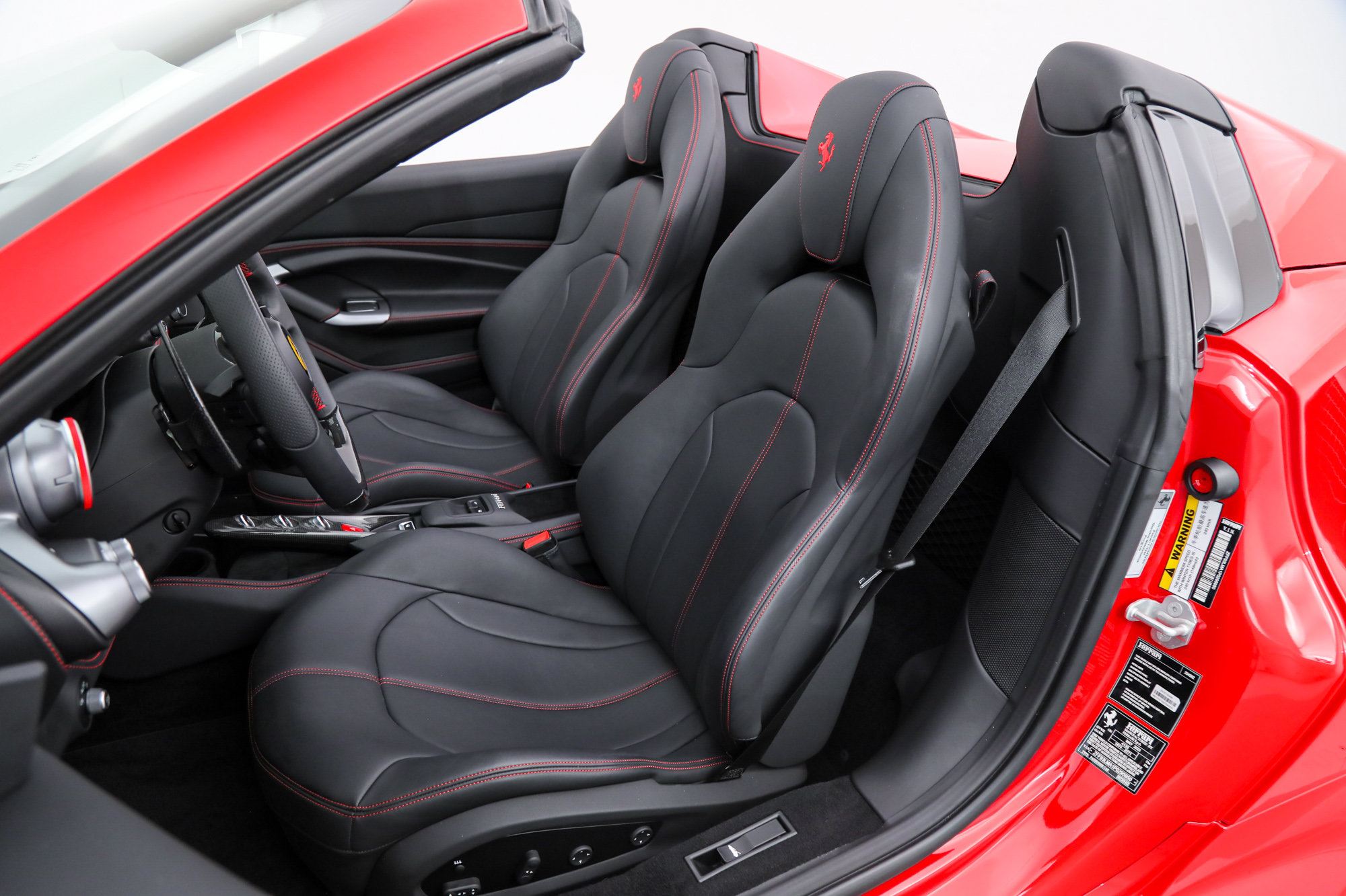 Certified 2023 Ferrari F8 Tributo RWD image 5