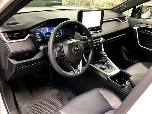 Used 2024 Toyota RAV4 XSE w/ Advanced Technology Package image 17