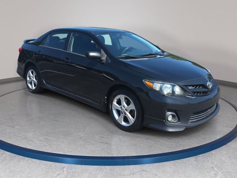 Used 2012 Toyota Corolla S FWD image 3
