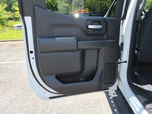 Certified 2021 Chevrolet Silverado 1500 Custom Trail Boss w/ LPO, Dark Essentials Package AWD/4WD image 20