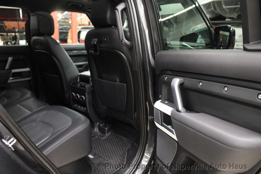 Used 2022 Land Rover Defender 110 X-Dynamic HSE AWD/4WD image 34