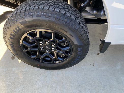 Used 2025 Ford F150 XLT w/ Equipment Group 302A MID image 6