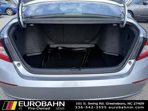 Used 2019 Honda Accord EX image 36