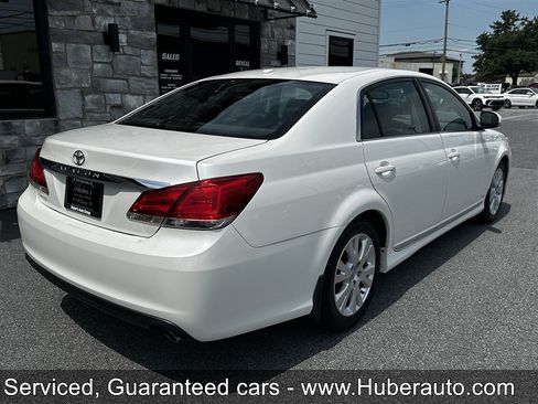 Used 2011 Toyota Avalon FWD image 8