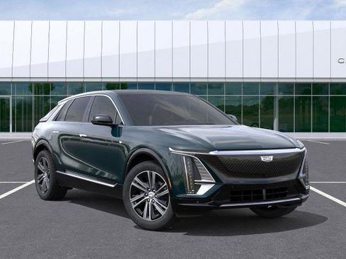 New 2026 Cadillac Lyriq Luxury image 7