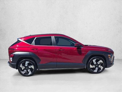 Used 2024 Hyundai Kona Limited FWD image 4