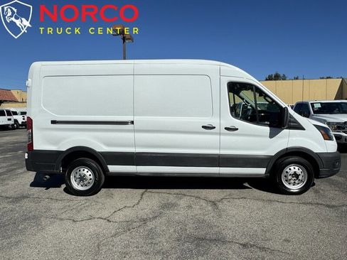 Used 2023 Ford Transit 250 Medium Roof AWD w/ Load Area Protection Package image 1