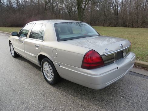 Used 2006 Mercury Grand Marquis LS image 3