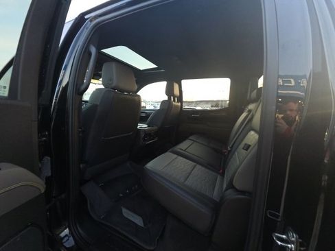 Used 2023 Chevrolet Silverado 1500 ZR2 w/ Technology Package image 36