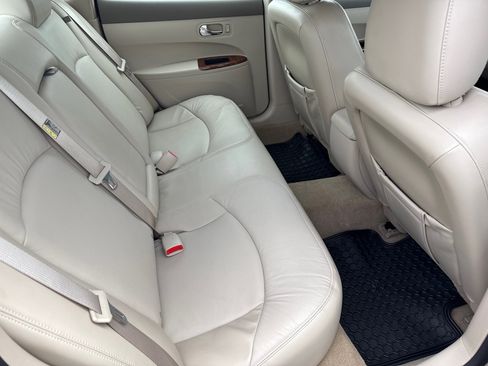 Used 2005 Buick LaCrosse CXL w/ Gold Convenience Package image 14