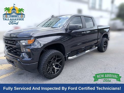 Used 2022 Chevrolet Silverado 1500 Custom RWD image 1