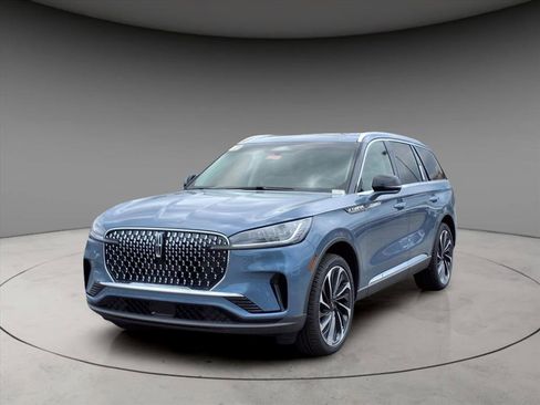 New 2025 Lincoln Aviator Reserve w/ Equipment Group 201A image 1