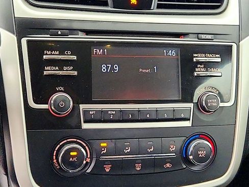 Used 2017 Nissan Altima 2.5 S w/ Power Driver Seat Package FWD image 18