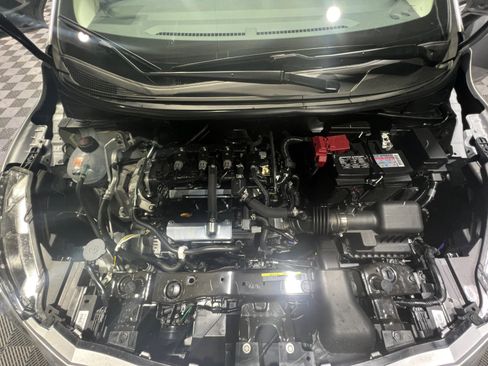 New 2025 Nissan Versa SR w/ Trunk Package image 22