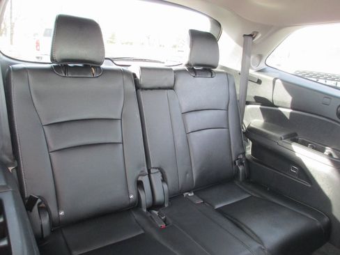 Used 2019 Honda Pilot Touring image 23