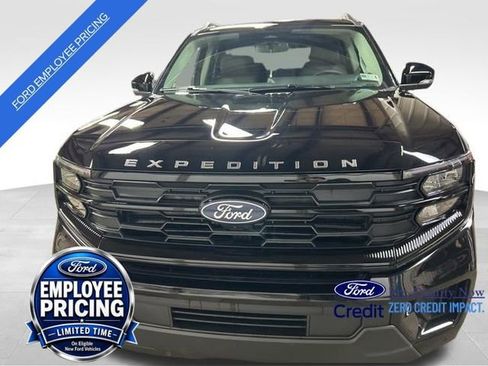New 2026 Ford Expedition Max Active AWD/4WD image 7