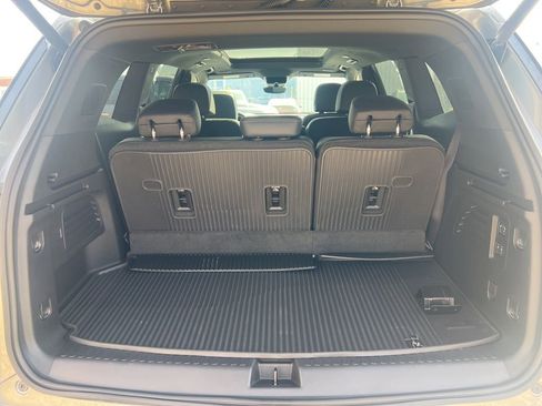 Used 2025 Buick Enclave Avenir w/ Super Cruise Package image 10