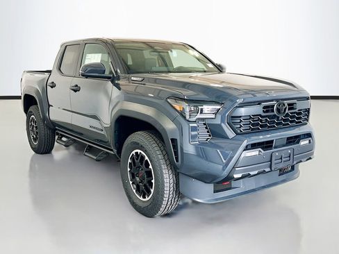 New 2026 Toyota Tacoma TRD Off-Road AWD/4WD image 3