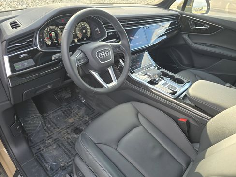 Certified 2025 Audi Q7 2.0T Premium Plus w/ Premium Plus Package image 38