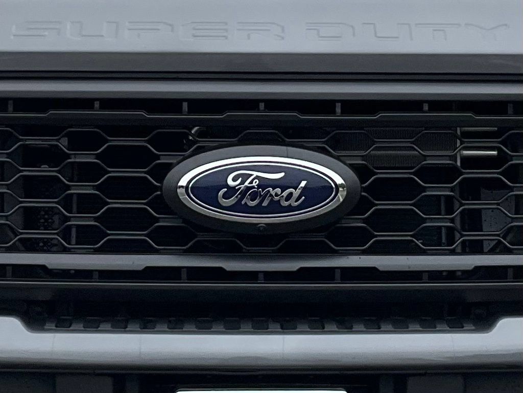 New 2025 Ford F350 XL w/ STX Appearance Package AWD/4WD image 75