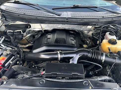 Used 2012 Ford F150 XLT w/ XTR Pkg image 29