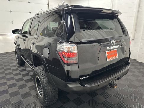 Used 2016 Toyota 4Runner Trail image 9