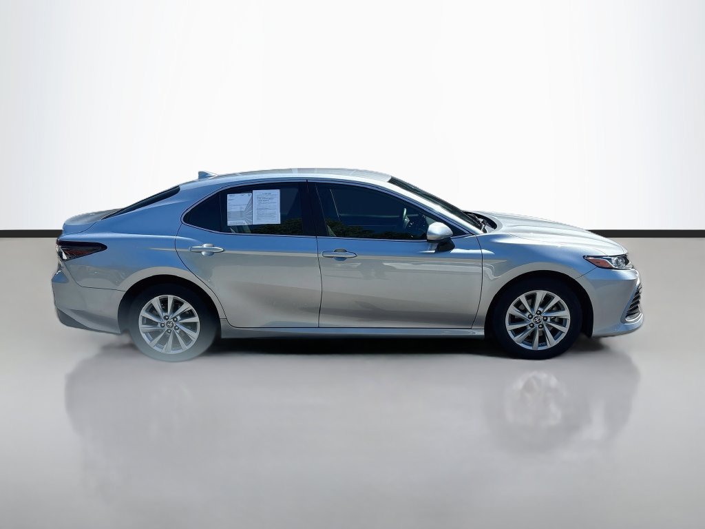 Used 2024 Toyota Camry LE FWD image 8