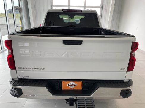 Used 2024 Chevrolet Silverado 1500 LT image 3
