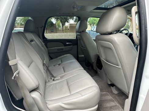 Used 2014 GMC Yukon SLT image 9