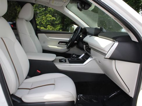 Used 2024 MAZDA CX-90 3.3 Turbo w/ Premium Plus Pkg AWD/4WD image 11