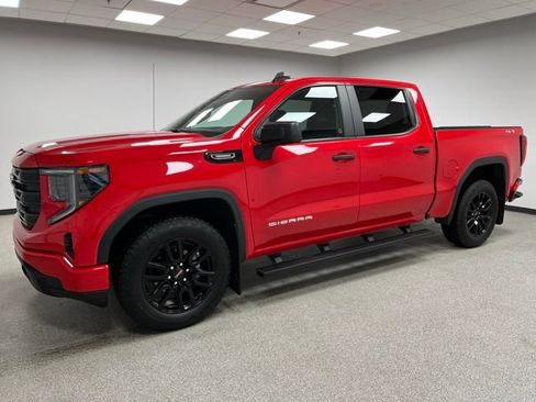 Used 2025 GMC Sierra 1500 Pro w/ Graphite Edition AWD/4WD image 5