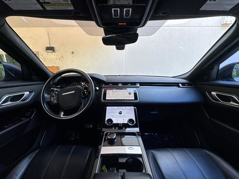 Used 2020 Land Rover Range Rover Velar R-Dynamic S image 31
