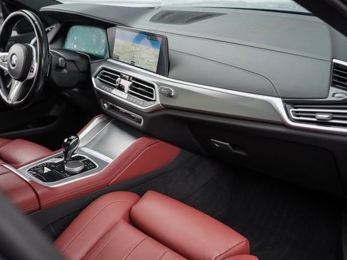 Used 2022 BMW X6 xDrive40i w/ M Sport Package image 21