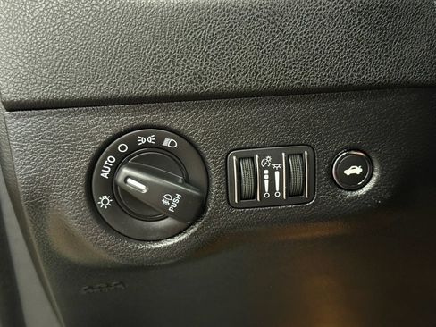 Used 2022 Dodge Charger GT RWD image 17