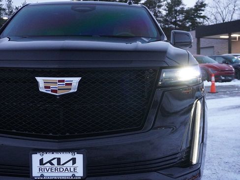 Used 2024 Cadillac Escalade Sport Platinum image 20