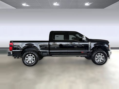 Used 2025 Ford F250 King Ranch w/ Chrome Package image 7