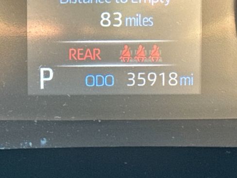 Used 2021 Toyota RAV4 XLE image 16