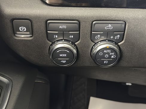 Certified 2024 GMC Sierra 1500 Elevation AWD/4WD image 27