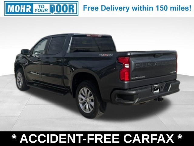 Used 2020 Chevrolet Silverado 1500 Custom w/ Custom Value Package AWD/4WD image 3