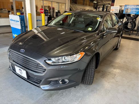 Used 2016 Ford Fusion SE w/ Equipment Group 202A AWD/4WD image 4