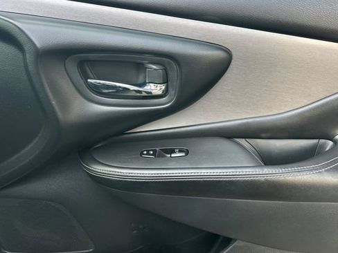 Used 2023 Nissan Murano SV image 20