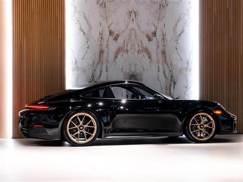 Used 2022 Porsche 911 GT3 RWD image 5