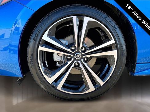 Used 2023 Nissan Sentra SR w/ Electronics Package image 8